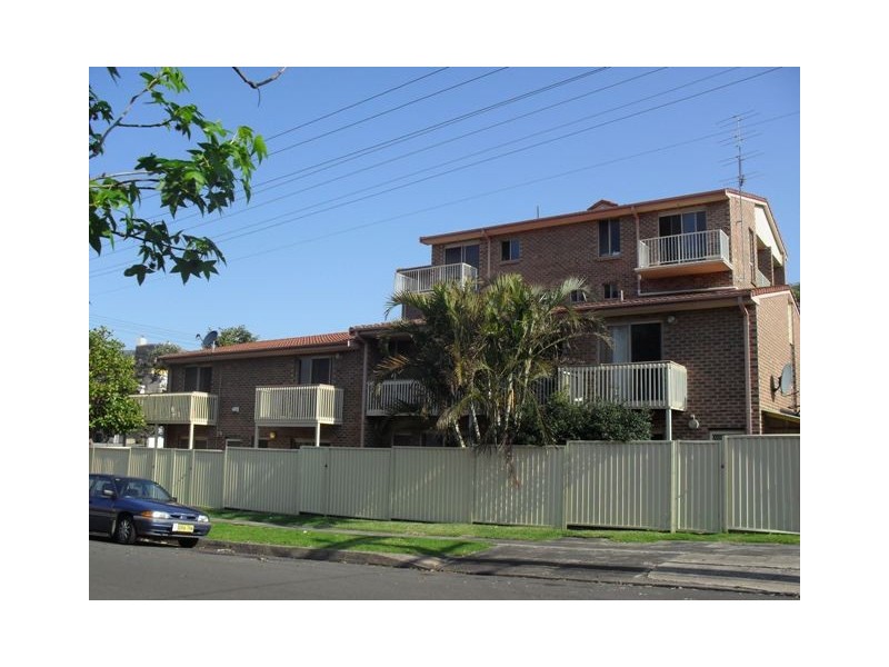 2/20-22 Denison Street, Wollongong NSW 2500