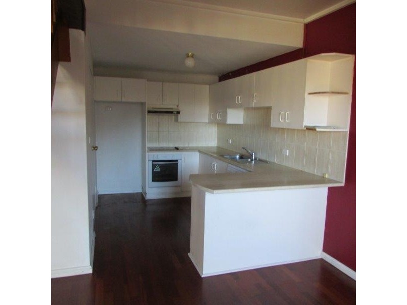 2/20-22 Denison Street, Wollongong NSW 2500