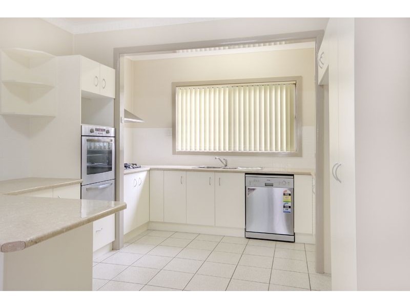 75 Ocean Street, Windang NSW 2528