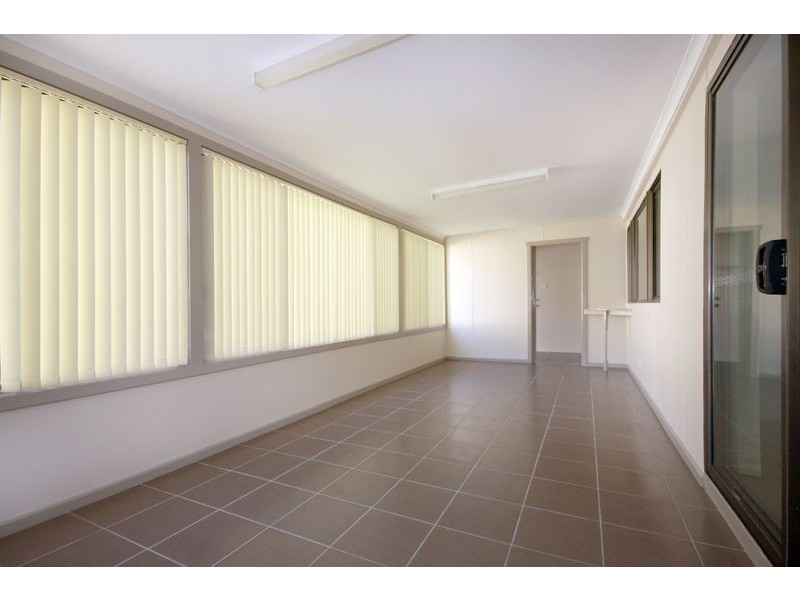 75 Ocean Street, Windang NSW 2528