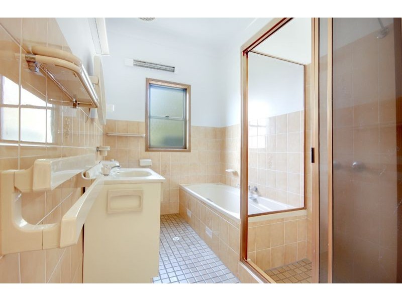 75 Ocean Street, Windang NSW 2528