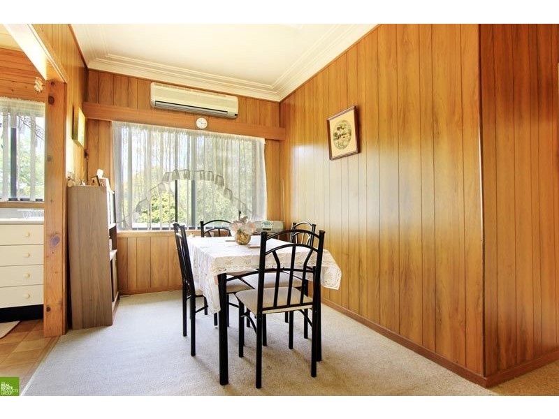 14 Bukari Street, West Wollongong NSW 2500