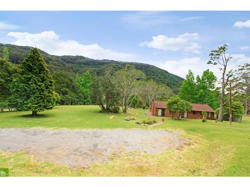 135 Cordeaux Road, Kembla Heights, Mount Kembla NSW 2526