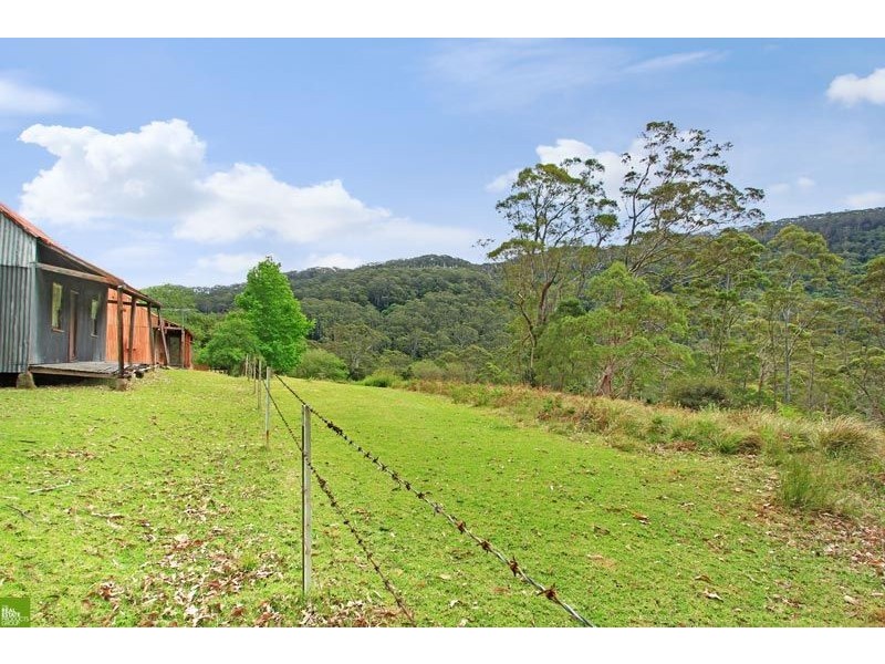 135 Cordeaux Road, Kembla Heights, Mount Kembla NSW 2526