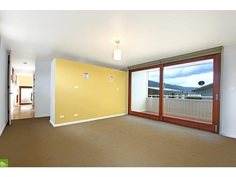 18 Aragan Circuit, Bulli NSW 2516