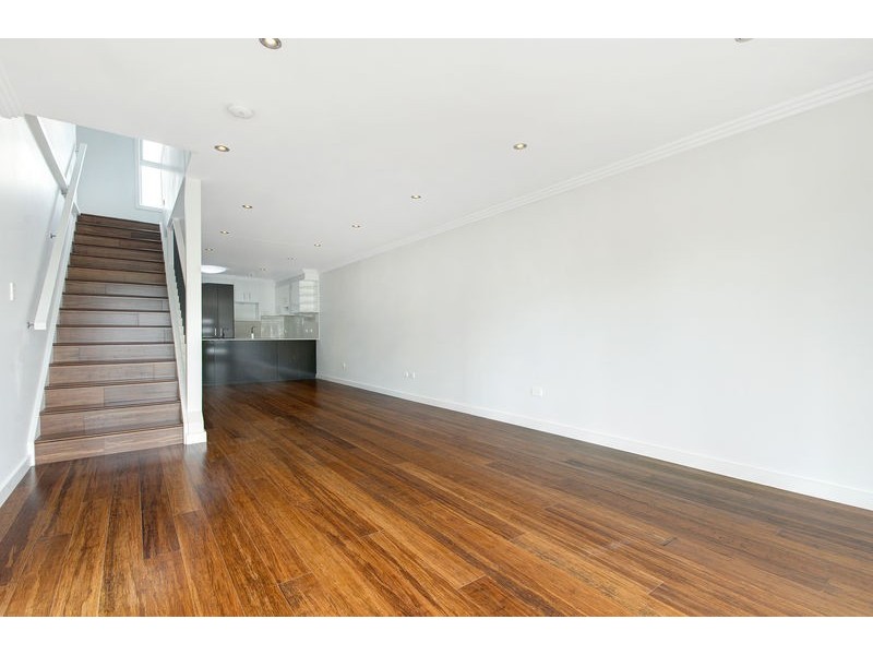 2/273 Rothery Street, Corrimal NSW 2518