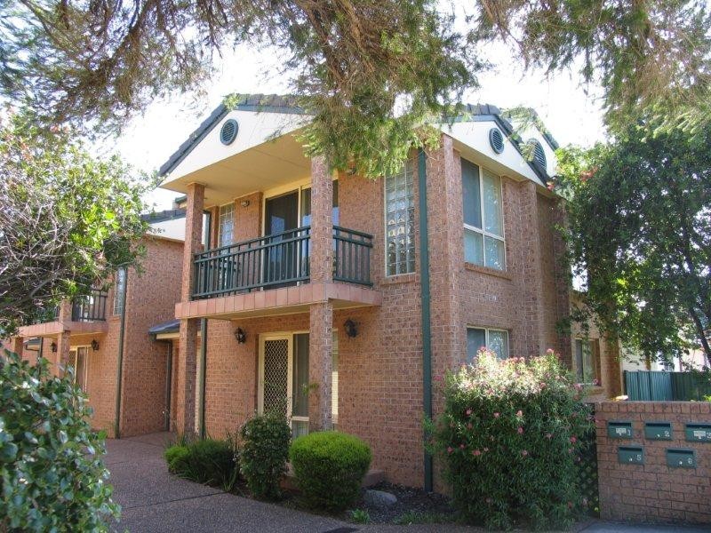 4/47-49 Elliotts Road, Fairy Meadow NSW 2519