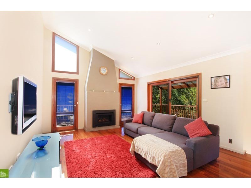 39 Valley Drive, Figtree NSW 2525