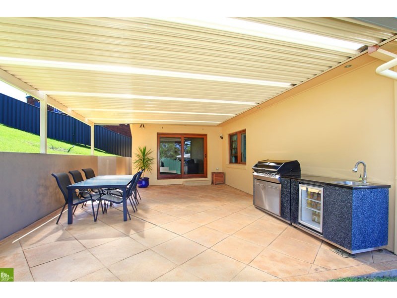 39 Valley Drive, Figtree NSW 2525