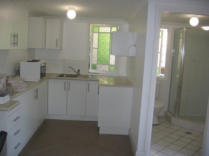 99 Ocean Street, Windang NSW 2528