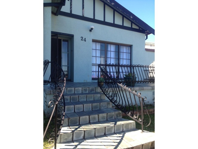 24 Reservoir Street, Port Kembla NSW 2505