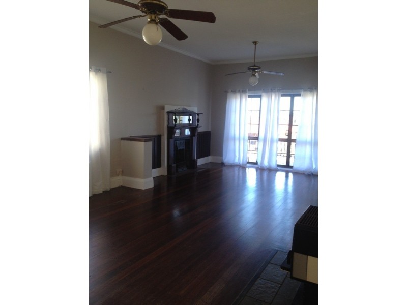 24 Reservoir Street, Port Kembla NSW 2505