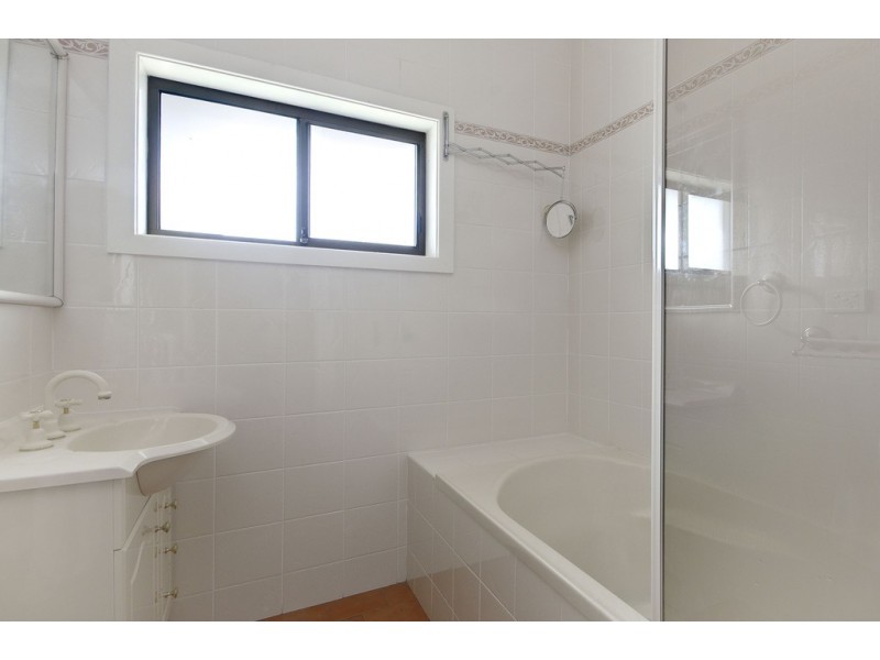 28 Angel Street, Corrimal NSW 2518