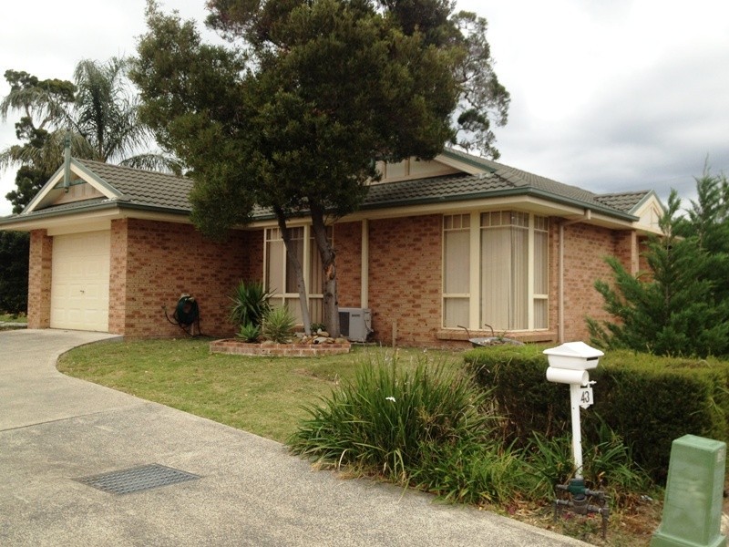 45 Jenail Pde, Horsley NSW 2530