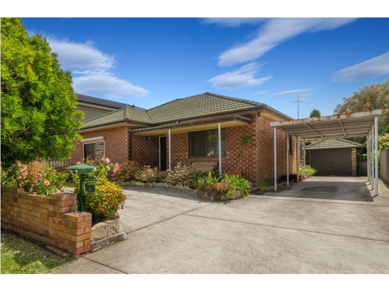 6 Augusta St, East Corrimal NSW 2518