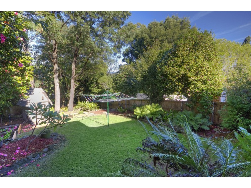 35 Ocean Street, Mount Saint Thomas NSW 2500