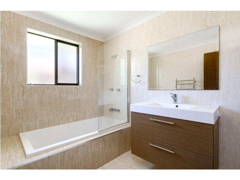 108 Beatus Street, Unanderra NSW 2526