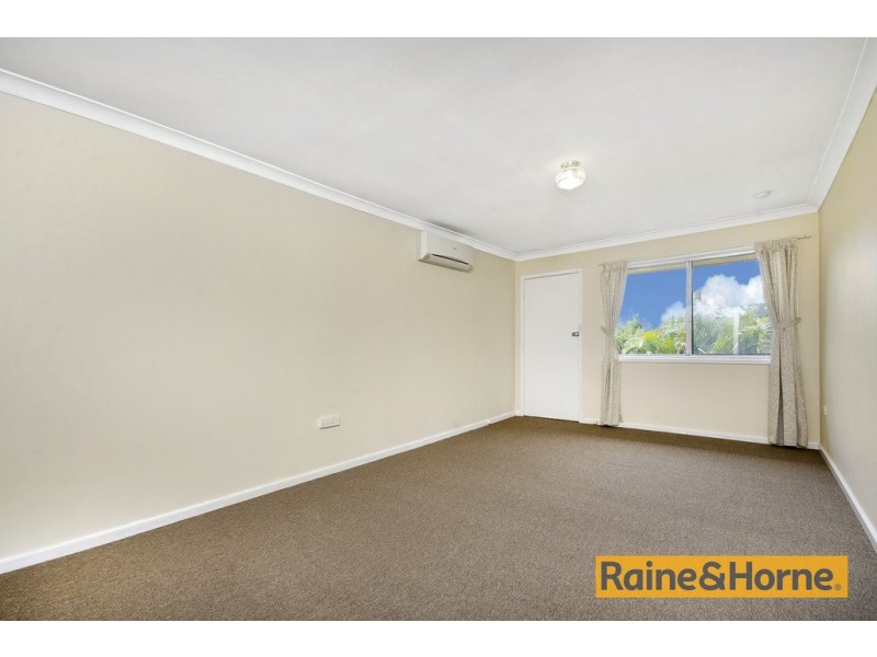 2/5 Woodlawn Ave, Mangerton NSW 2500