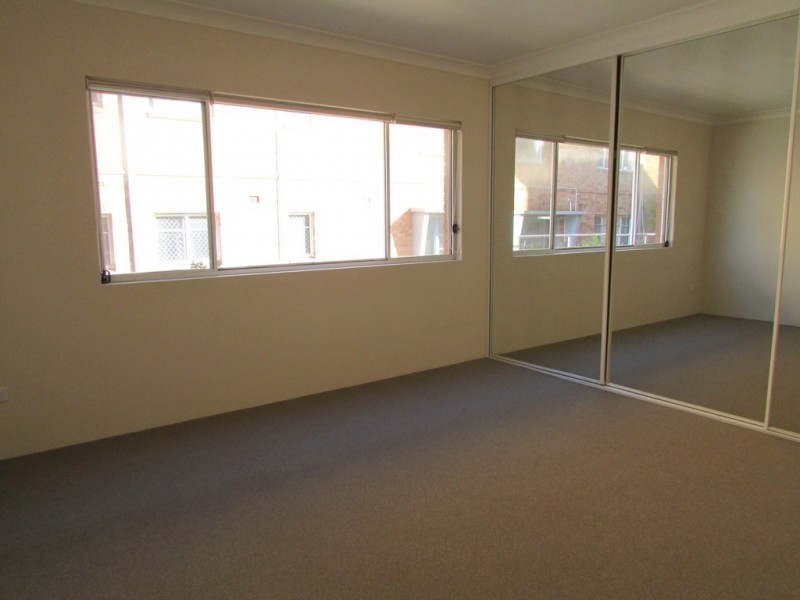 1/3-5 Thomas Street, Wollongong NSW 2500