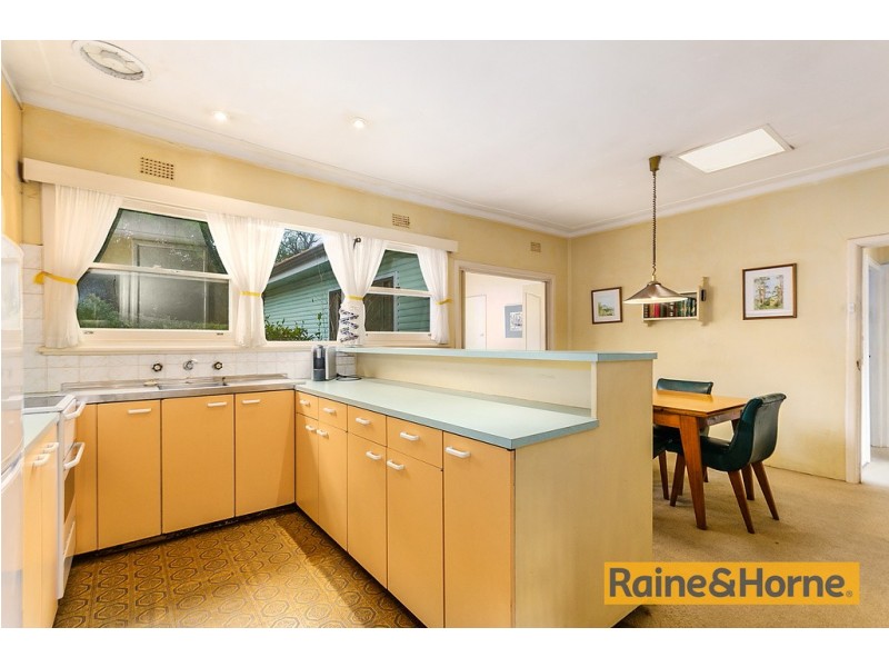 13 Highway Avenue, West Wollongong NSW 2500