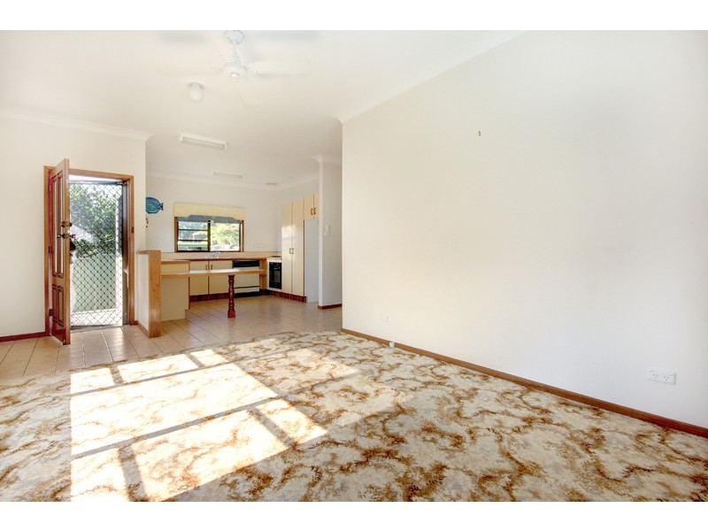 2/75 Ocean street, Windang NSW 2528