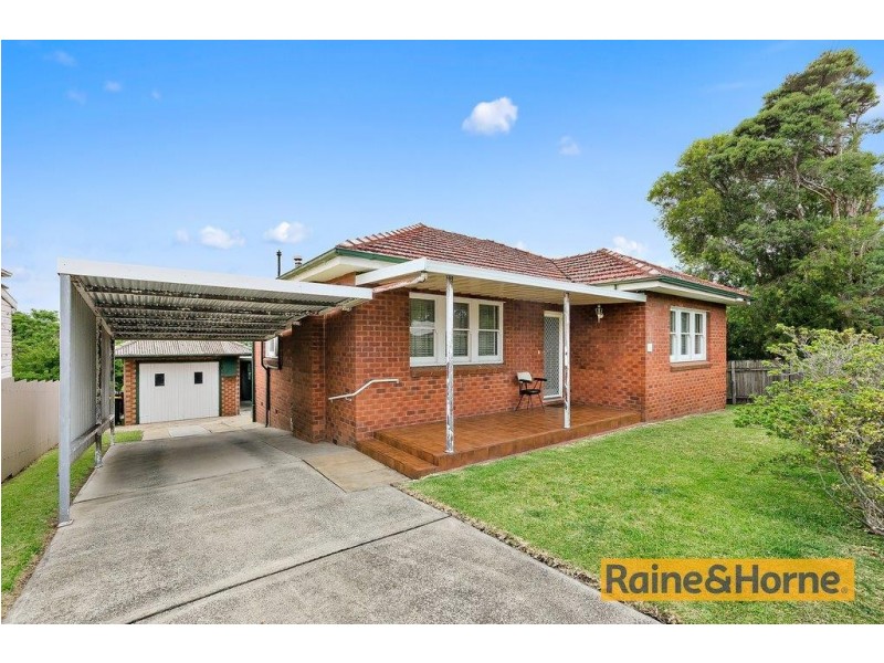 95 Mount Keira Rd, West Wollongong NSW 2500