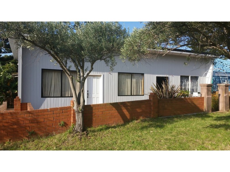 2 Reservoir St, Port Kembla NSW 2505