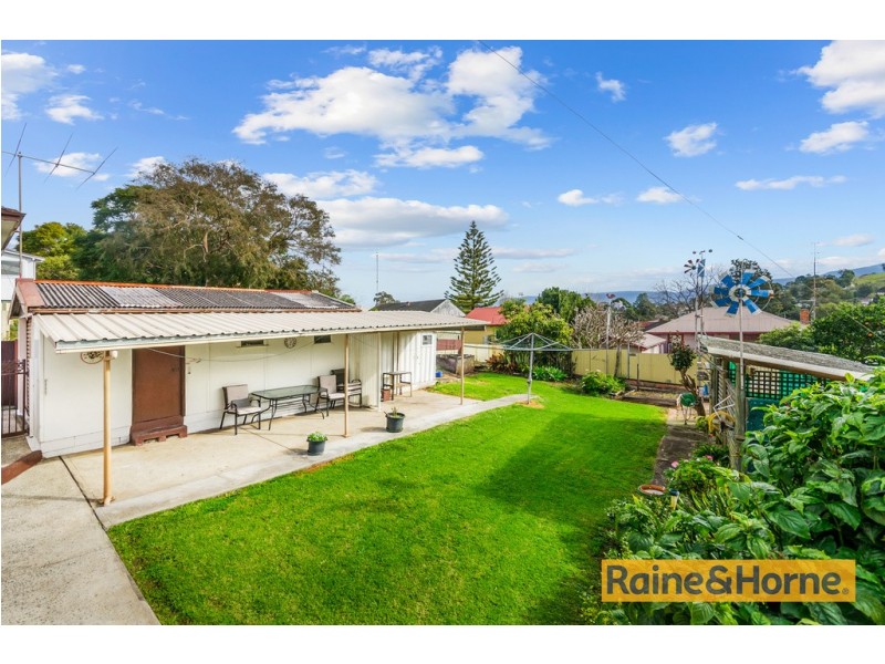 2 Rhondda Street, Berkeley NSW 2506