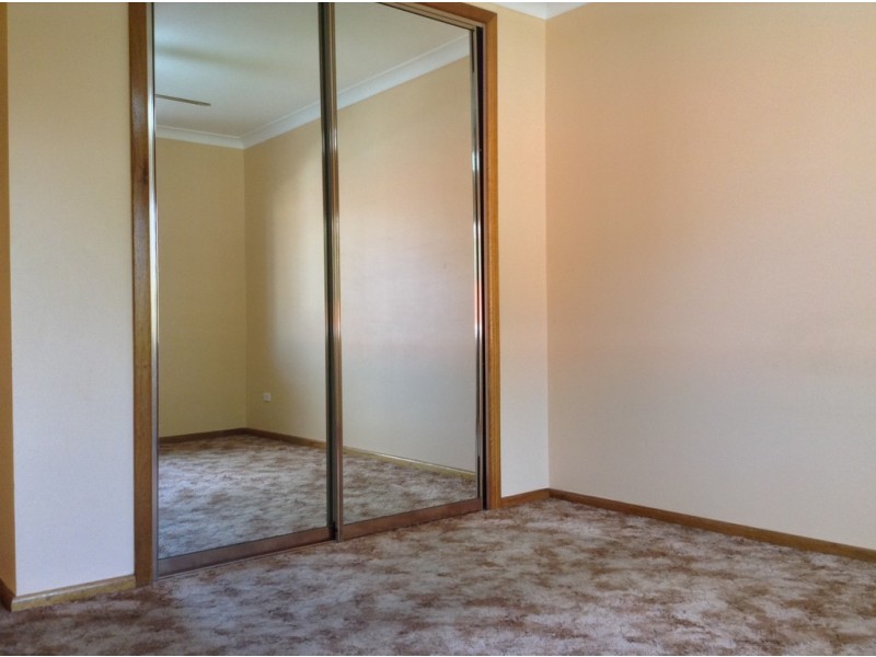 49 Charles Rd, Fernhill NSW 2519