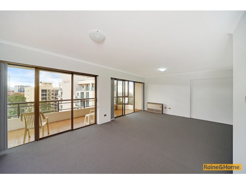 28/8-12 Smith Street, Wollongong NSW 2500