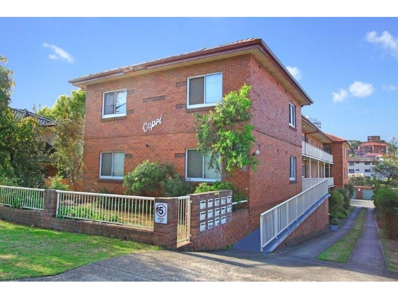 12a/30 Rowland Avenue, Wollongong NSW 2500
