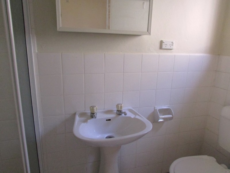 2/16 Bent Street, Warrawong NSW 2502