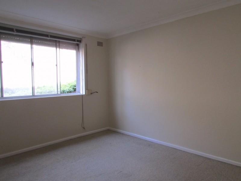 2/16 Bent Street, Warrawong NSW 2502