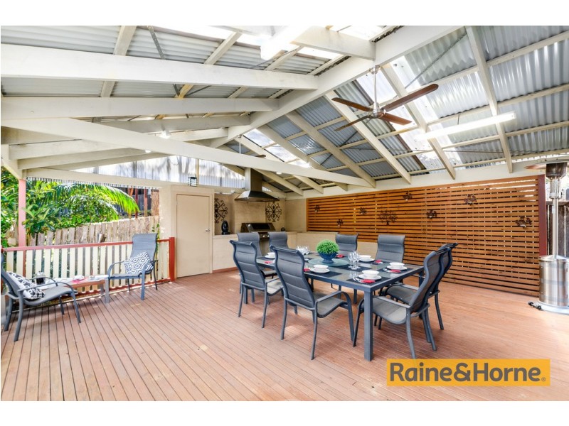 49 Garden Avenue, Figtree NSW 2525
