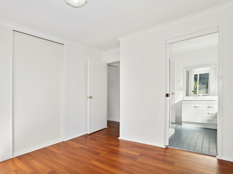 4 Kevin Road, Albion Park NSW 2527