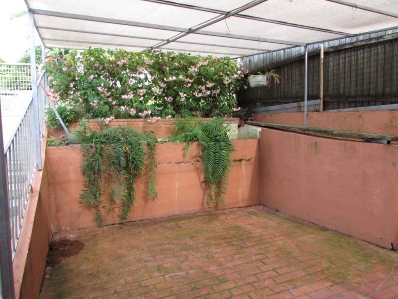 15 Malcolm Street, Cringila NSW 2502