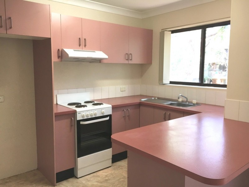 26/2-4 Hindmarsh Avenue, North Wollongong NSW 2500