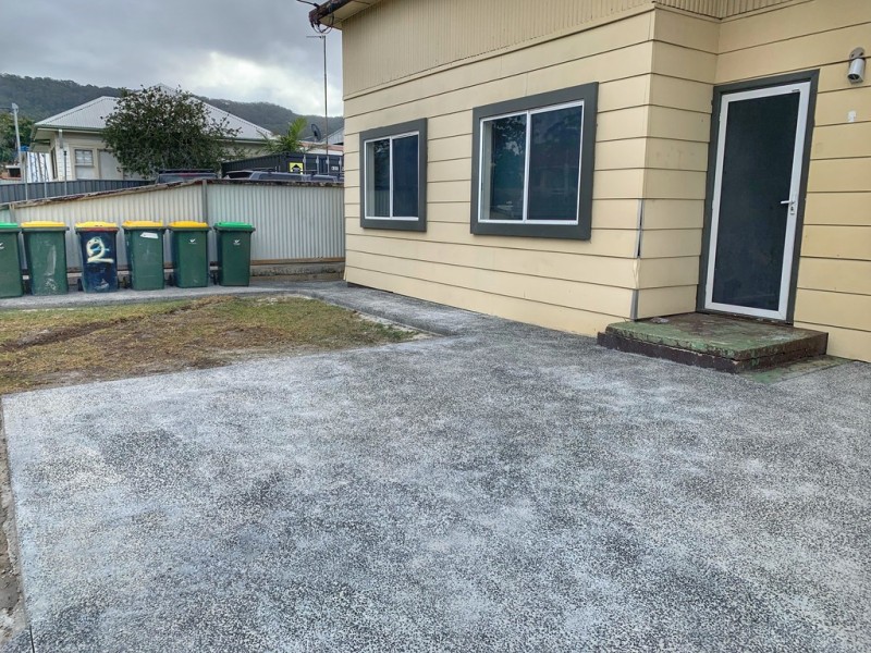 1/2 Albert Street, Corrimal NSW 2518
