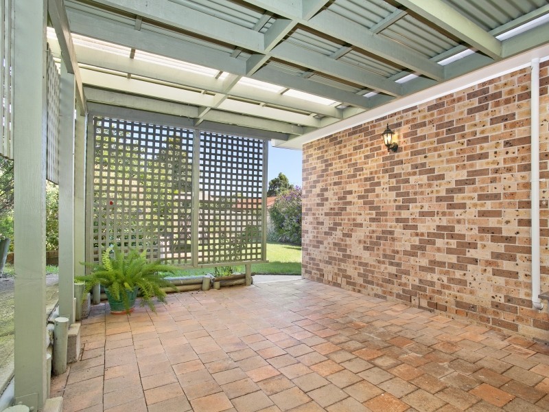 4 Kevin Road, Albion Park NSW 2527