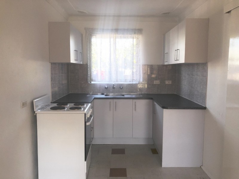 2/2 Hardie Street, Corrimal NSW 2518