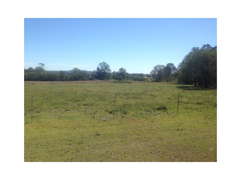 Stapylton QLD 4207