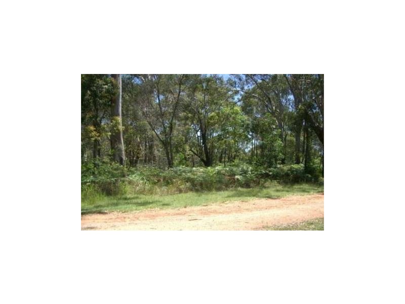 15 Oxley Ave, Russell Island QLD 4184