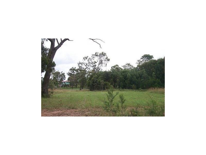 57 Scotts Rd, Macleay Island QLD 4184