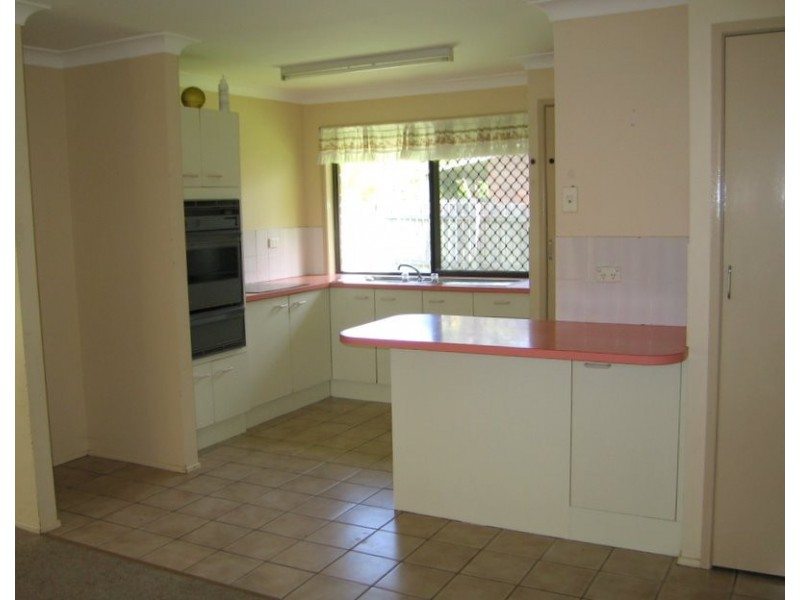 6 Chantelle Crt, Capalaba QLD 4157