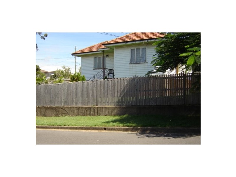 2 Bentley St, Morningside QLD 4170