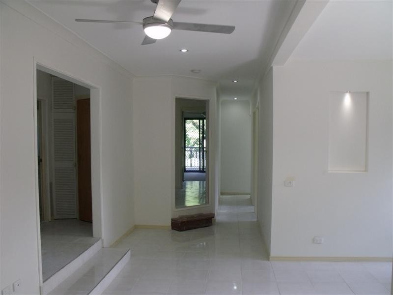 3 Phillips Street, Coochiemudlo Island QLD 4184