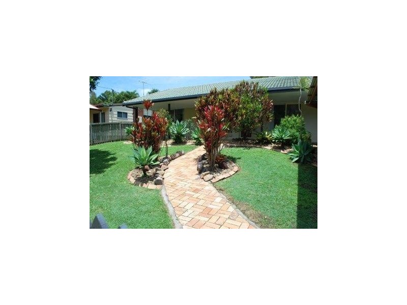 64 Crown Rd, Alexandra Hills QLD 4161
