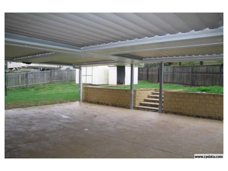 64 Crown Rd, Alexandra Hills QLD 4161