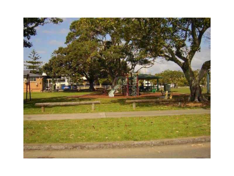 52A Glenora Street, Wynnum QLD 4178