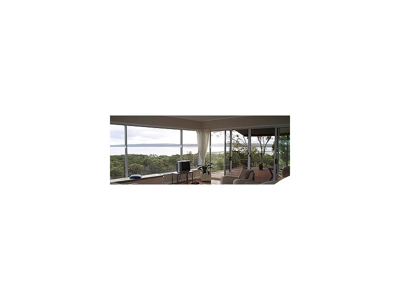 3 Island Lookout, Macleay Island QLD 4184